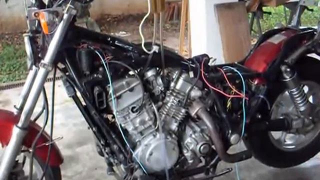 Testando a Carga da Bateria de Vulcan 750 смотреть онлайн