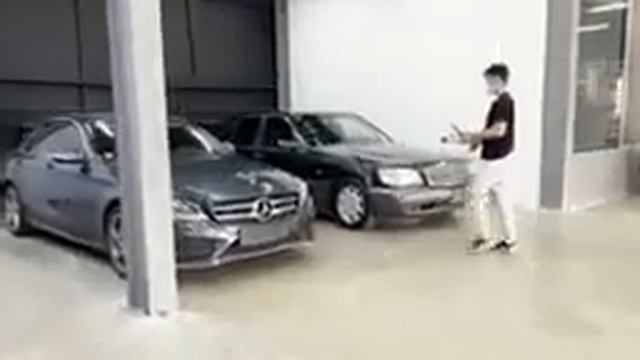 All New 2021 Lexus LX570 Kuro Super Black Edition & 2018 Toyota Land Cruiser GXR смотреть онлайн