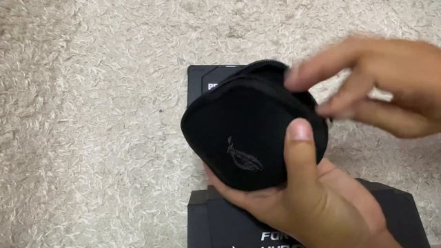 แกะกล่อง พัดลม ROG Phone 8 :: Unboxing AEROACTIVE COOLER X