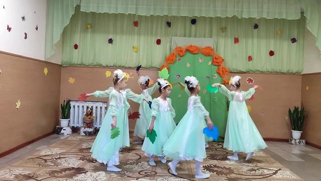 Танок осінніх листочків смотреть онлайн