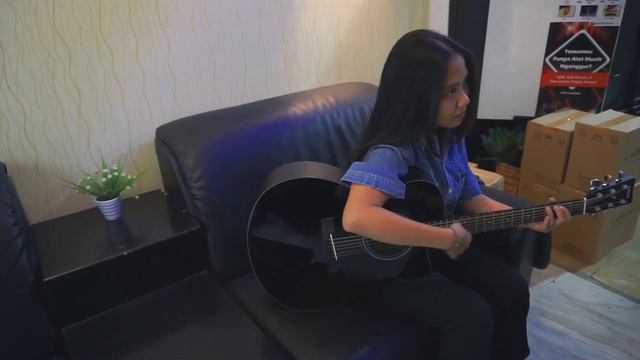 REVIEW GITAR AKUSTIK YAMAHA FS100C