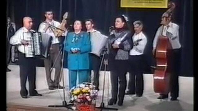Светла и Надка Караджови - Bulgarian folklore смотреть онлайн