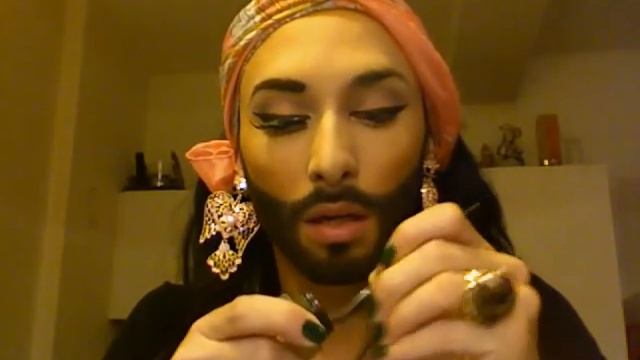 conchita wurst- make up for everyone! смотреть онлайн