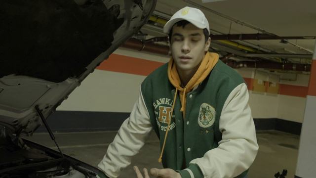 BMW E90 330i (2009) M-Paket смотреть онлайн