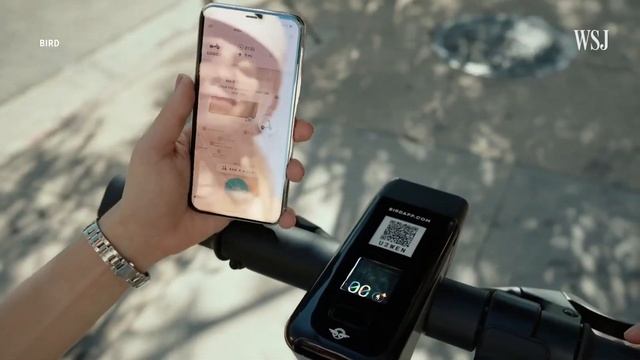 Ride-Share E-Scooters Like Bird and Spin Are Getting Smarter With Safety смотреть онлайн