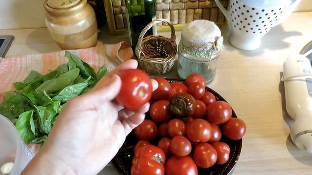 Соус с помидорами на зиму Песто Россо / Заготовки смотреть онлайн