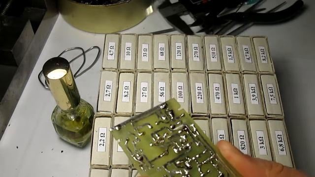 Часть 3 18 Малыш FM2 Припаиваем элементы смотреть онлайн