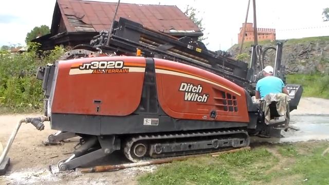 Буровая машина горизонтального бурения Ditch Witch JT3020 смотреть онлайн