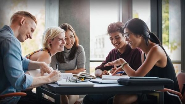 Procrastination: Crash Course Study Skills #6