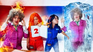 ХОЛОДНЫЕ И ГОРЯЧИЕ ПРАНКИ В ШКОЛЕ! ЧЕЛЛЕНДЖ в горячей и холодной школе!