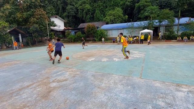 ฟุตซอล รร.วนาหลวง 2021 смотреть онлайн