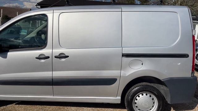 2009 Peugeot Expert 1.6 HDi Panel Van 4dr Diesel Manual L1 H1 смотреть онлайн