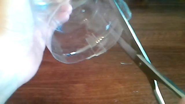 Как сделать хороший штатив из пластиковой бутылки? смотреть онлайн