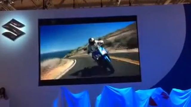 Suzuki GSX-F1000 unveiled in Cologne смотреть онлайн