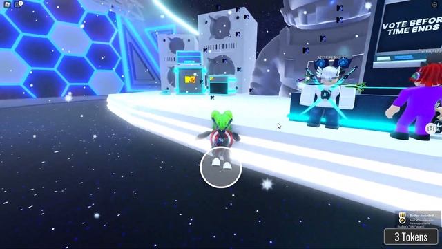 10 БЕСПЛАТНЫХ ВЕЩЕЙ в роблокс | The VMA Experience + Tommy Play roblox | Бесплатная одежда роблокс смотреть онлайн