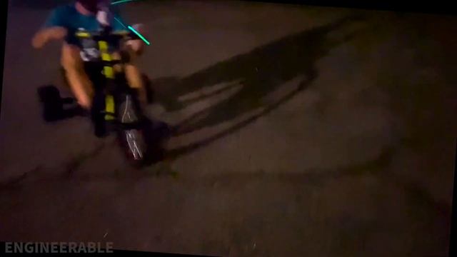 I Built Battle Drift Trikes That Fire Glow In The Dark Bullets смотреть онлайн