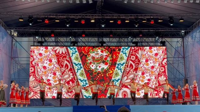 16.08.2022 г. ДХС ГАНТ "Зори Тюмени", "Вот какая барыня!". День Тюменской области. смотреть онлайн