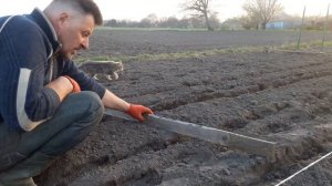 Самодельный маркер для посадки картофеля!Homemade marker for planting potatoes.