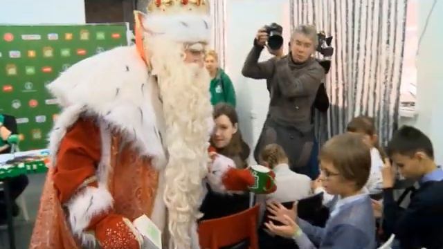 03 12 2018 Всероссийский Дед Мороз приехал в Ижевск смотреть онлайн