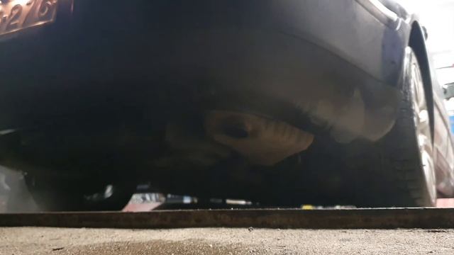 Vw phaeton V10 TDI exhaust sound and revs смотреть онлайн