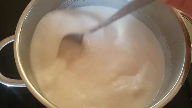 Как варить манную кашу на молоке.Манная каша без комочков.Все просто и легко.Кухня от Викки. смотреть онлайн