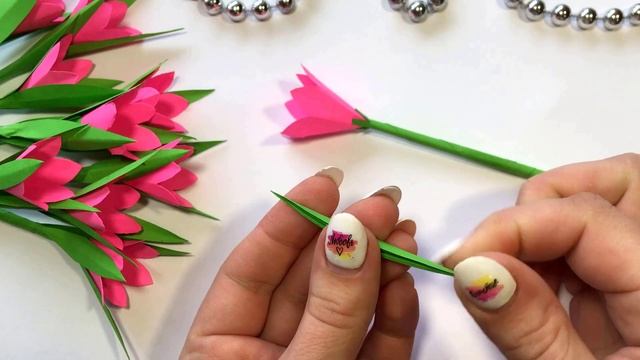 Цветы из бумаги! БУКЕТ для МАМЫ на 8 МАРТА Своими руками! ИДЕЯ ПОДАРКА! Поделки из бумаги! смотреть онлайн