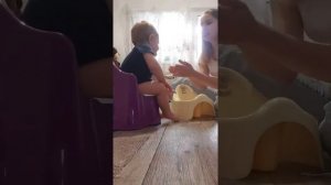 Учимся садится на горшок