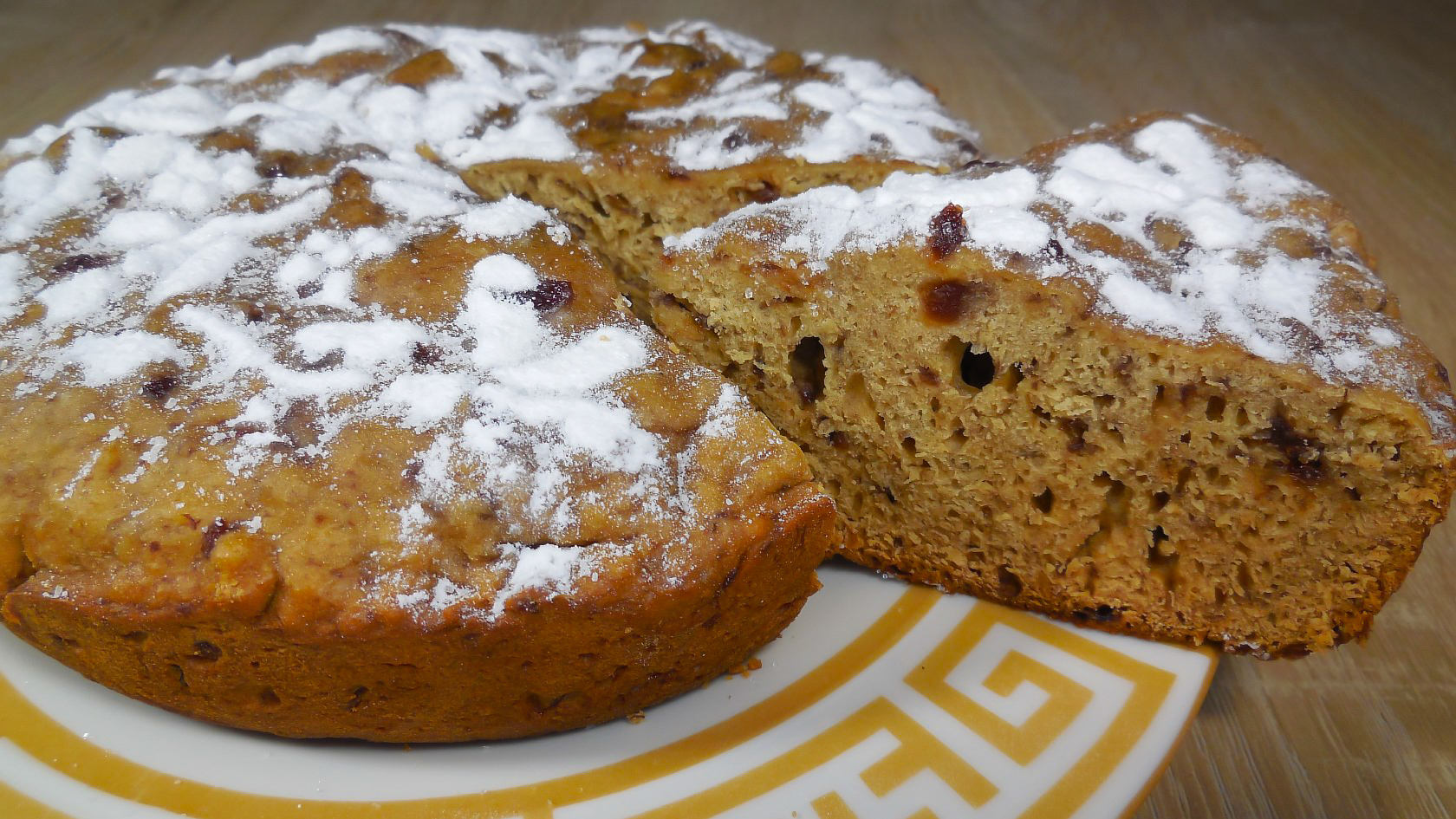 Кекс с вареньем в духовке на кефире .Просто,быстро и очень вкусно. смотреть онлайн