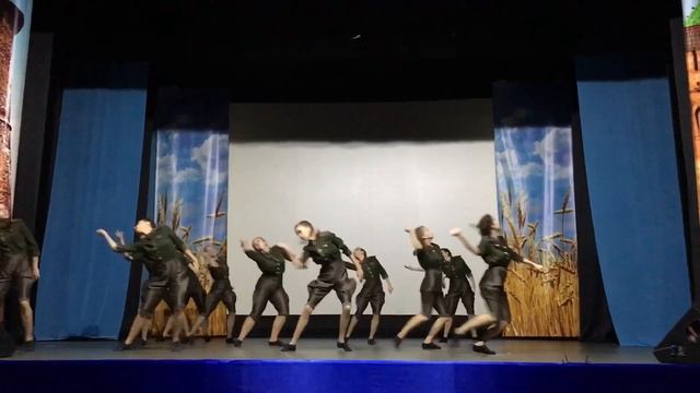 Танцевальный коллектив «Джангл» Месяц май смотреть онлайн
