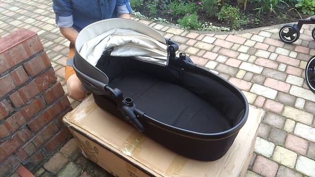 Обзор супер-новинки в ЭКО-коже Трансформируем в люльку смотреть онлайн