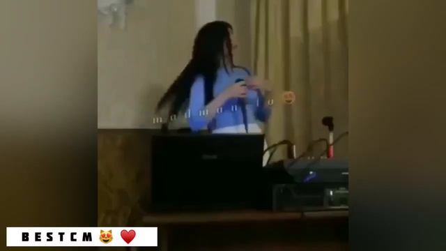 Уффай Ма Йо1 Юкх Из🔥😻Шийла Шовда Ду И Шовда Санна Вайшан Безам Бу смотреть онлайн