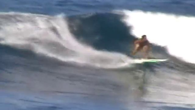 Surfing at Saint-Pierre, Réunion Island (part 1) смотреть онлайн