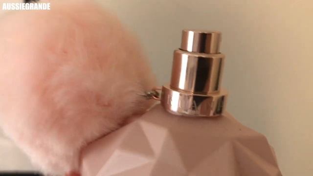 My Entire Ariana Grande Perfume Collection смотреть онлайн
