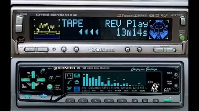 Cengiz Kurtoğlu Gülümse Yüksek Kalite