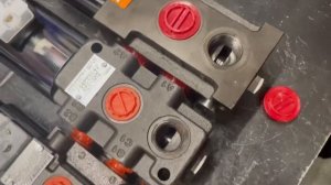 Дивертор гидравлический электрический 12В либо 24В с резьбой на 3/4. Сравнение и нюанс