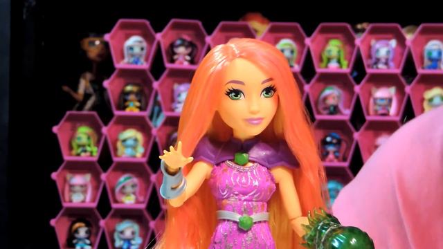 DC Super Hero Girls Starfire Doll with Solar Burst Review | WookieWarrior23 смотреть онлайн