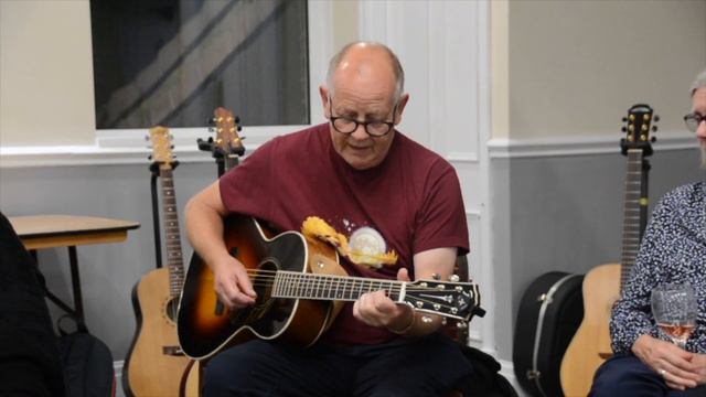 Acoustic Soundboard, HB15 - Man of the World (Charles Downs) смотреть онлайн