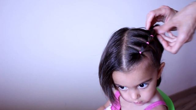 PEINADOS para BEBES de 2 años / Peinados con LIGAS para NIÑAS con CABELLO CORTO KrisiArt смотреть онлайн