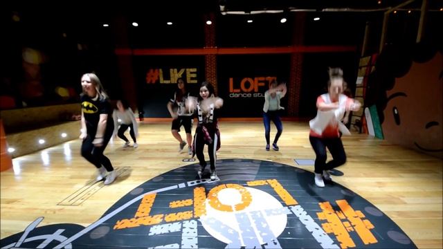 #креативучеников #LIKELOFT (педагог #Decki) - задание в классе "поставь танец сам"(2) смотреть онлайн