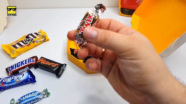 НОВОГОДНИЕ ПОДАРКИ - ОТ M&Ms  - НУБ ПРОТИВ ПРО ПРОТИВ ЧИТЕР ПРОТИВ ЭКСПЕРТ БАТЛ