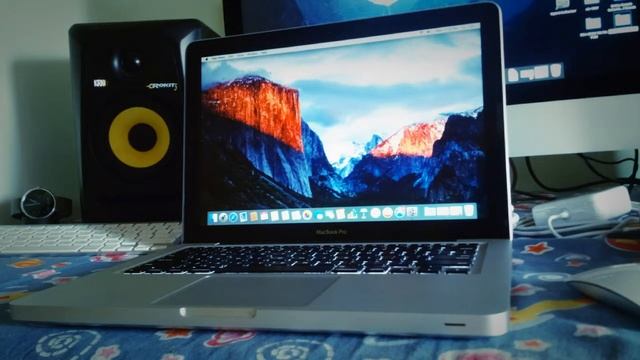 Apple MacBook Pro 13inch (Mid 2012 Non Ratina) Unboxing смотреть онлайн
