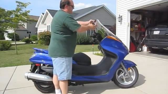 Yamaha Majesty 400 - How I shoot roadtrip videos смотреть онлайн