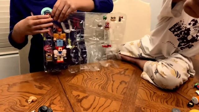 Ultimate Roblox Meme pack toy set! Unboxing and playing review. смотреть онлайн