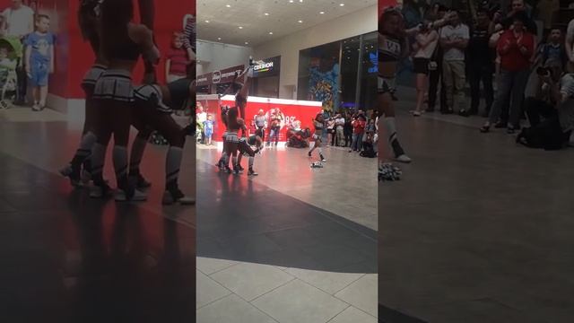 ТРЦ МЕГА Теплый стан / смотреть онлайн