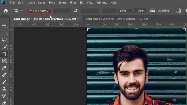 EASY Resizing Photoshop Trick! [Hidden Crop Feature] | 90-Second Tip #17 смотреть онлайн