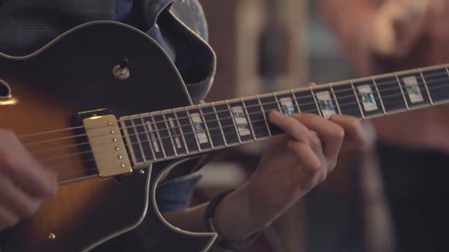 Hot Club De Cologne & Duo Hora Confetti -Bim- смотреть онлайн