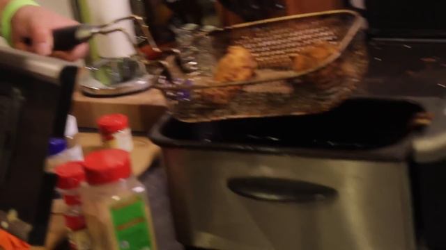 DIY Popeye's Ghost Pepper Wings смотреть онлайн