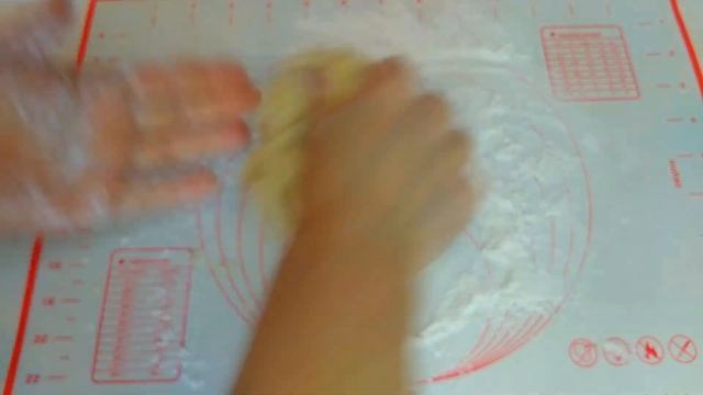 Cырное печенье Хрустящее и очень вкусное смотреть онлайн