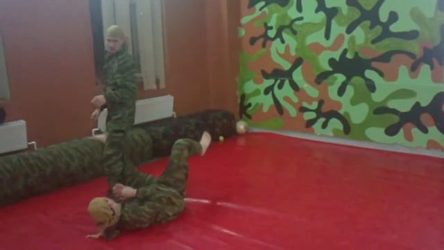 Русский рукопашный бой просто тренировочка!! Цуркану Роман смотреть онлайн