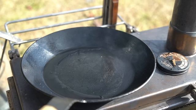秋冬の3色グラデーション この時期だけの岩木山を見ながらペッパーランチ。TARKのフライパンとWINNERWELL薪ストーブ青森のふもとっぱらで軽トラキャンプ смотреть онлайн
